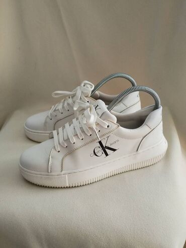 Women's Sneakers and athletic shoes: Calvin Klein, 38, bоја - Bela — 16