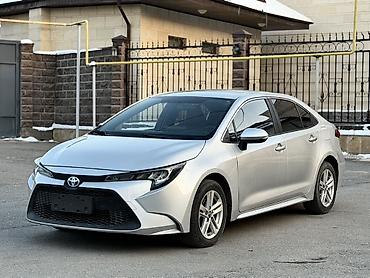 Toyota: Toyota Corolla: 2020 г., 1.8 л, Вариатор, Гибрид, Седан — 3