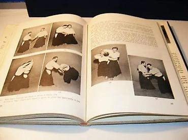 tramboline: AIKIDO UMETNOST SAMOODBRANA, Koichi Tohei1961 rikugei publishing — 3