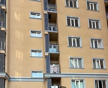 квартира за 40 тысяч долларов: Мен бир бөлмөлүү батир сатып жатам. 44 метра г. Бишкек Документтер бар — 1