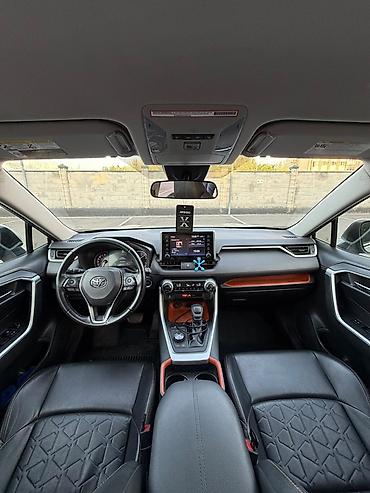 паста б 5: Toyota RAV4: 2019 г., 2.5 л, Автомат, Бензин, Кроссовер — 7