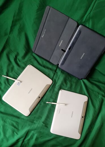 samsung na rasklapanje stari: 2 samsung tableta veliki 10.1 inca, komad