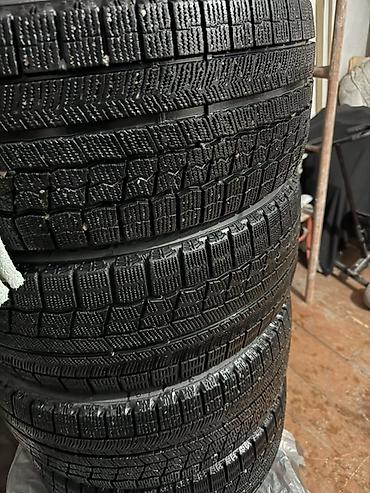 Шины: Комплект зимних шин 235/45 R18. Характеристики: - Размер: 235/45 R18 — 2