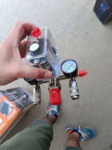 Ostali alati i mašine: Sklopka za kompresor komplet na lalafo.rs — 7 Ostali alati i mašine: Sklopka za kompresor komplet — 7