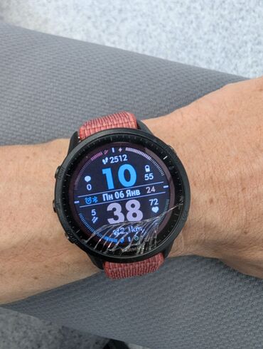 наручные часы гармин: Garmin Forerunner 955 Solar Уронил )). Все работает. Кому интересно