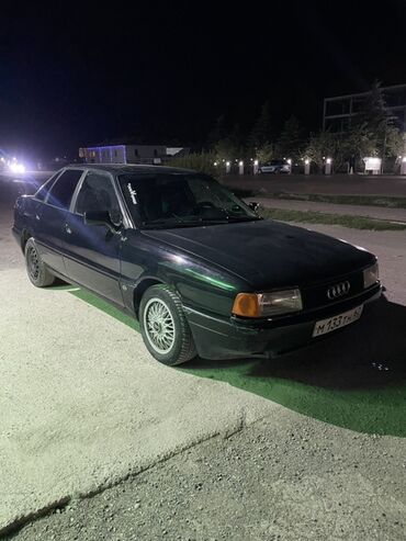 машина алмашу: Audi 80: 1988 г., 1.8 л, Механика, Бензин, Седан