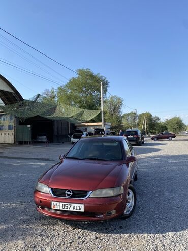 автозапчасти на опель вектра а: Opel Vectra: 1998 г., 1.6 л, Механика, Бензин, Седан