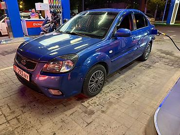 амартизаторы: Kia Rio: 2011 г., 1.4 л, Автомат, Бензин, Седан — 1