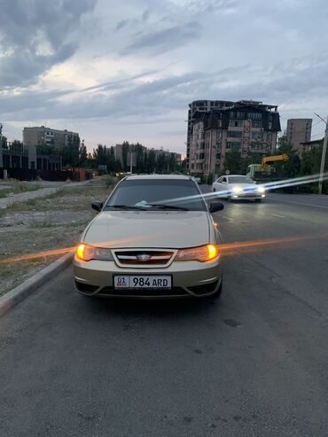 Daewoo: Daewoo Nexia: 2008 г., 1.5 л, Механика, Бензин, Седан