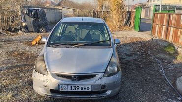 авто запчасти на фит: Honda Fit: 2002 г., 1.3 л, Вариатор, Бензин, Хэтчбэк