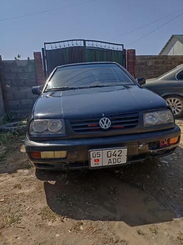 запчасти на опель вектра а: Volkswagen Vento: 1993 г., 1.8 л, Механика, Бензин, Седан