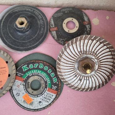 Kəsici disklər: Yonma / kəsici daşı hamısı 25 azn böyuk kiçik ölçu. Qaynaq elektrodu -da lalafo.az — 10 Kəsici disklər: Yonma / kəsici daşı hamısı 25 azn böyuk kiçik ölçu. Qaynaq elektrodu — 10