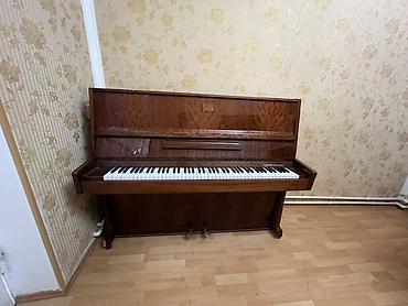 sumqa: Upright piano – “Украина” (Ukraina) markası - Korpus: laklı təbii — 2