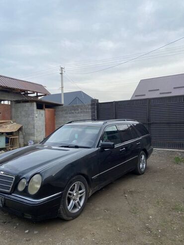 Mercedes-Benz: Mercedes-Benz E-Class: 1997 г., 2.2 л, Механика, Бензин, Универсал