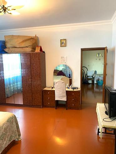 studio menziller: 3 otaqlı, Yeni tikili, m. Xalqlar Dostluğu, 138 kv. m — 10