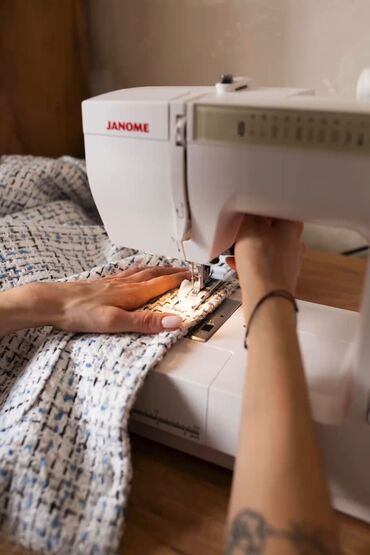 чайка швейная машинка: Швея Прямострочка