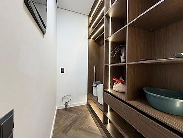 resident: For rent new designer 2 bedroom apartment in the southern part of — 10