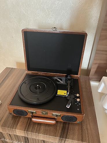dvd usb: Retro patefon val oxudanlar. Yenidir Əsas xüsusiyyətlər: ✅ Üçlü val — 1