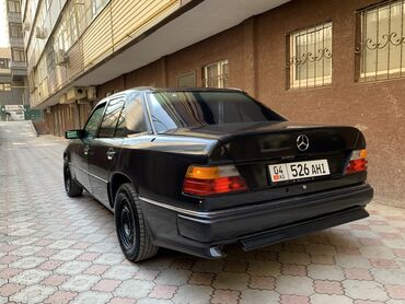 Автомобили: Mercedes-Benz 230: 2.3 л | 1990 г. | Седан