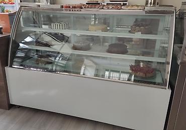 Soyuducu avadanlığı: Vitrin soyuducu 650 Azn. 1aydir alinib. Obyekt baglanir deye satilir — 1