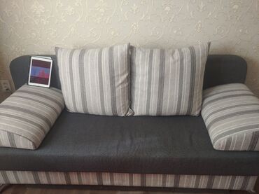 угловой диван фабио: Диван-кровать, цвет - Серый, Б/у