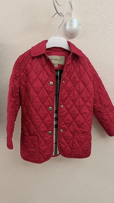 Üst geyimləri: Burberry uşaq jaketi – klassik britaniya tərzi - Model: Burberry — 1