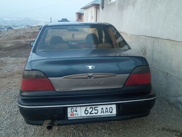 некся машина: Daewoo Nexia: 2003 г., 1.5 л, Механика, Бензин, Седан