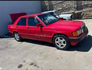 Mercedes-Benz: Mercedes-Benz 190 (W201): 2 л | 1992 г. Седан — 3