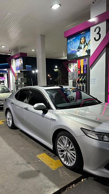smart open: Toyota Camry: 2017 г., 2.5 л, Автомат, Гибрид — 2