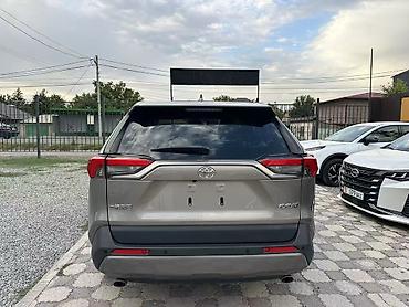 тутойт дымит: 2022год, 1 января, Toyota RAV4, 2.0 двухприводный с крышей, с — 3