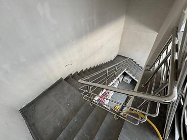 недвижимость в бишкек: 🏢 СДАЁТСЯ КОММЕРЧЕСКОЕ ПОМЕЩЕНИЕ | 283,98 м² | ЖК Nurzaman City 📍 г — 2