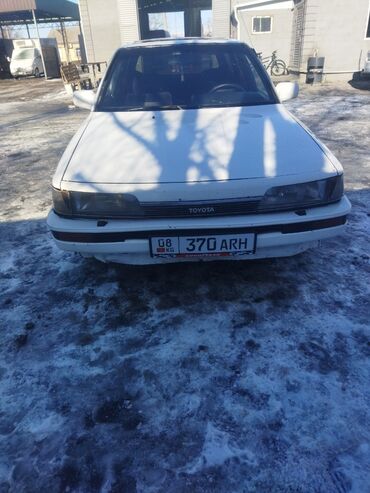 тайота авенсис 1998: Toyota Camry: 1988 г., 2 л, Механика, Бензин, Универсал