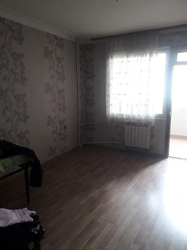Mənzillər: Bakı, Ağ şəhər, 3 otaqlı, Köhnə tikili, m. Xətai, 90 kv. m — 6