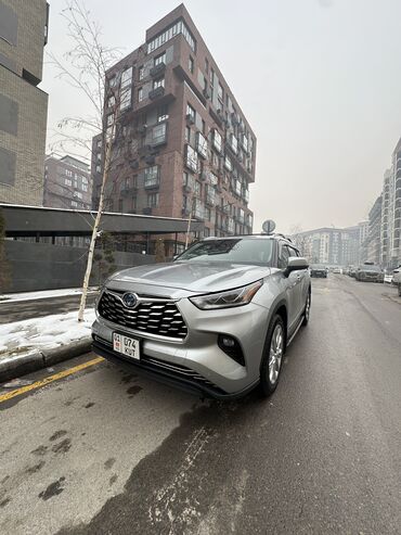 Toyota: Toyota Highlander: 2022 г., 2.5 л, Вариатор, Гибрид, Кроссовер — 1