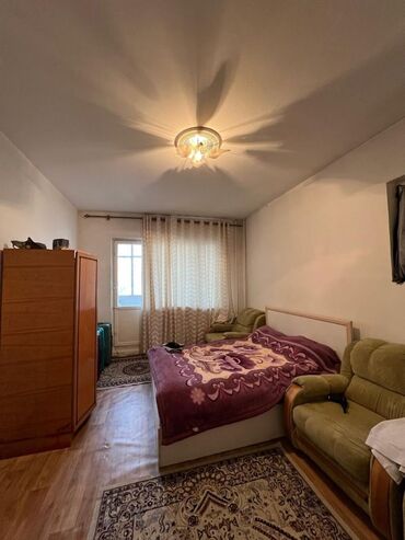 Продажа квартир: 1 комната, 35 м², 105 серия, 3 этаж, Старый ремонт