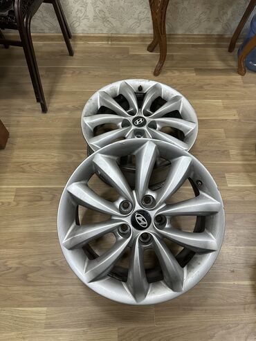 Disklər: İşlənmiş Disk Hyundai R 17, 5 Boltlu