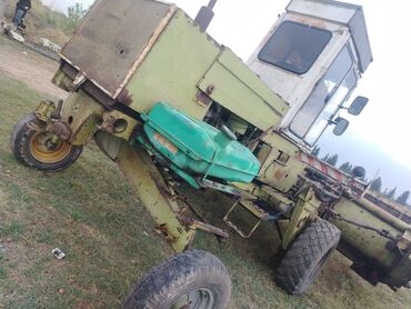 Kombaynlar: Texnika saz vəziyyətdədir. Alana üstündə demək olarki bir traktorun -da lalafo.az — 7 Kombaynlar: Texnika saz vəziyyətdədir. Alana üstündə demək olarki bir traktorun — 7