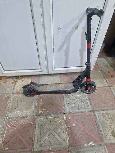muravey satılır: ⚡ Uşaq üçün elektrik skuteri 🛴 (Təmirə ehtiyacı var) 🛠️ ​Təsvir — 3