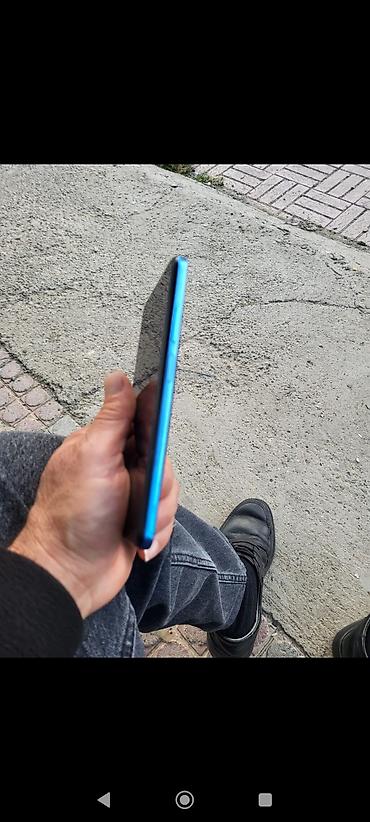 samsung. note 8: Məhsul: Mavi rəngli smartfon Xüsusiyyətlər - Ekran: Tam ekran. ön — 4