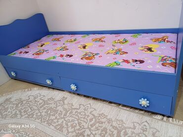 гибкий камень в баку: Təknəfərlik çarpayı, Matras ilə, Siyirməli
