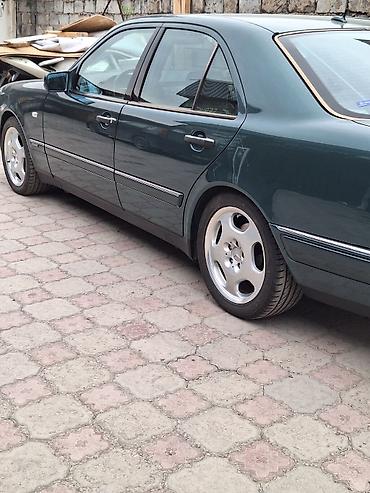 Mercedes-Benz: Mercedes-Benz E-Class: 1998 г., 3.2 л, Автомат, Седан — 12