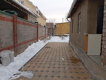 Продажа коттеджей и домов: Продаётся жилой дом с участком, огороженный капитальным забором из — 5