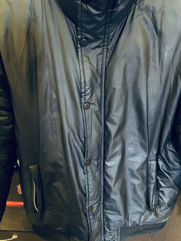 kurtka xl: Куртка L (EU 40), XL (EU 42), цвет - Черный