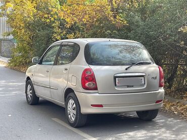 продажа марк 2: Toyota Дуэт: 2002 г., 1 л, Автомат, Бензин, Хетчбек