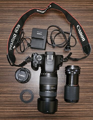 canon 650 d: Canon fotoaparat + 50mm, 70-300mm, 80-200mm lenslə birlikdə. Lenslərin