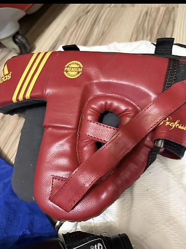 saxta baba kostyumu: Adidas “Premium” kişi qroin qoruyucusu (groin guard) yeniden — 1