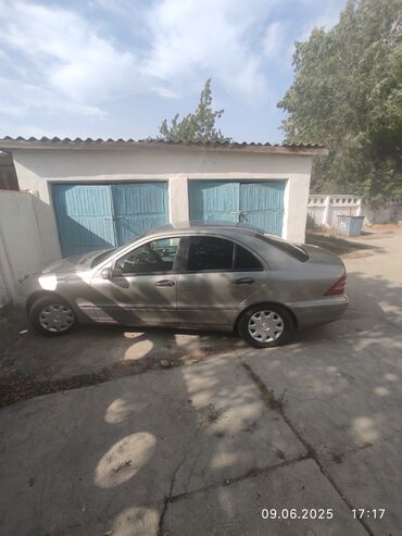 men's defence: Mercedes-Benz C-Class: 2002 г., 1.8 л, Механика, Бензин, Пикап