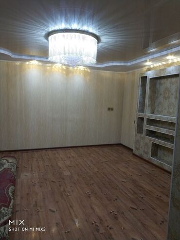 дом в районе восточного автовокзала: 60 м², 2 комнаты, Подвал, погреб, Забор, огорожен