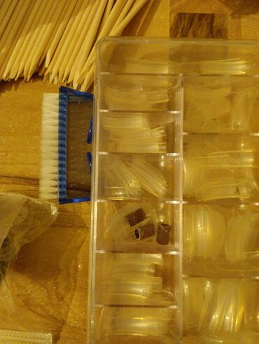 Dırnaq qurutma lampaları: Endirim olacaq alınannan heç istifade etməmişik xaiş olunur real — 19