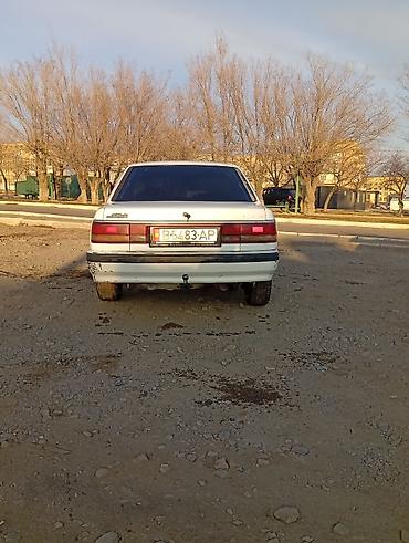 Mazda: Mazda 626: 1989 г., 2 л, Механика, Бензин, Седан — 3